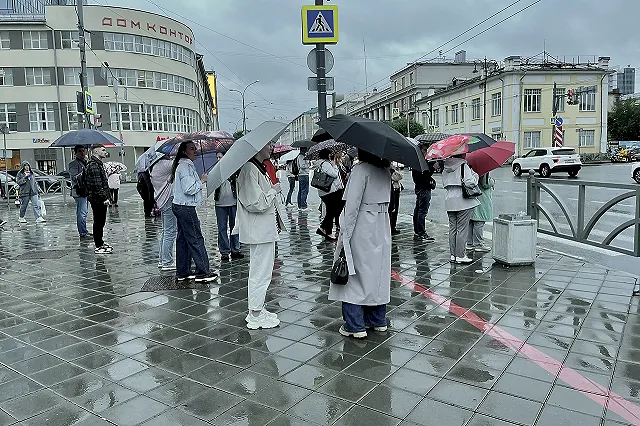 О сильнейших ливнях предупредили свердловчан