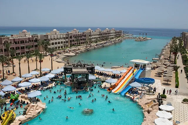 Российская туристка рассказала, как ей удалось выжить в кровавой резне в Хургаде