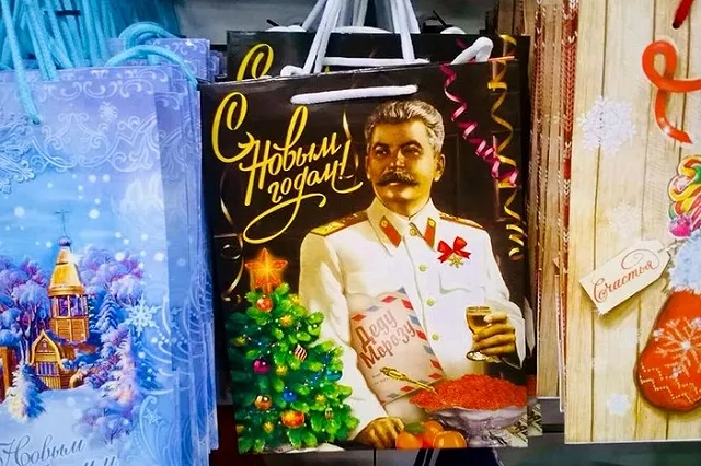 В соцсетях призывают бойкотировать «Сима-Ленд» из-за сувениров со Сталиным