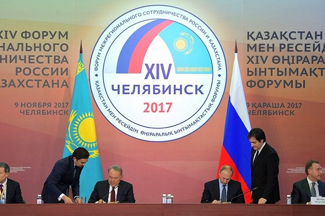 Челябинск на пределе: ночью город снова накрыло «вонючим туманом»