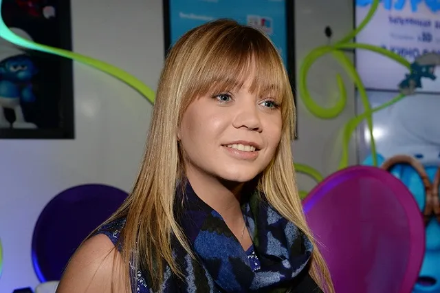 Лепс ударил звезду «Вечернего Урганта» микрофоном во время интервью