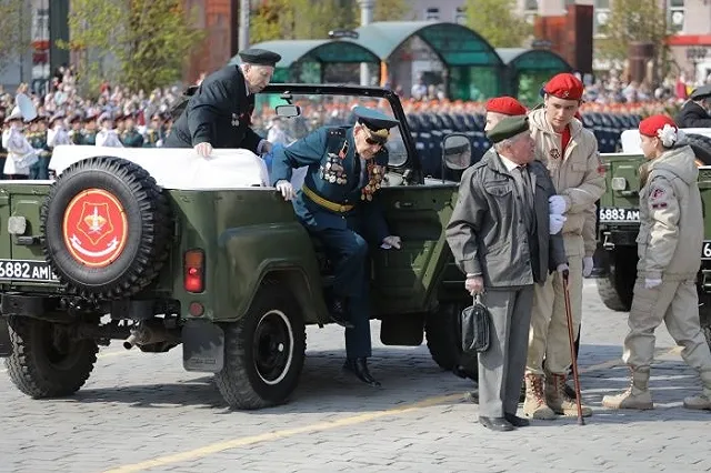 Наркоманы в День Победы ограбили в Петербурге 99-летнего ветерана войны