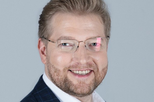 Лидер партии «Яблоко» допустил её ликвидацию