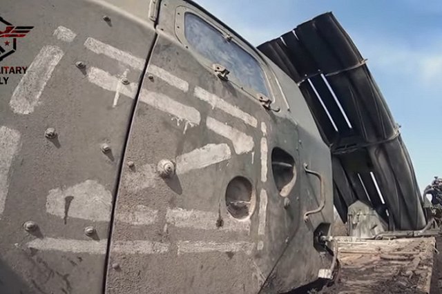 «Переводят в режим полета». Боец рассказал, чем опасны личные авто и гаджеты на передовой