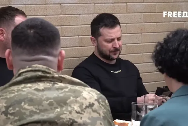 «К своим потянулся». Захарова прокомментировала планы Зеленского посетить Германию