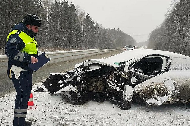 Водитель Chevrolet Lacetti погиб под Заречным по вине встречной машины