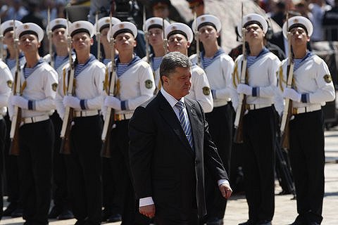 Порошенко: без возврата Крыма нормализация отношений с РФ невозможна