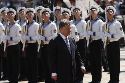 Порошенко: без возврата Крыма нормализация отношений с РФ невозможна