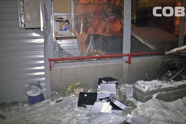 Мигрант задержан при взломе пункта микрозаймов на улице Титова