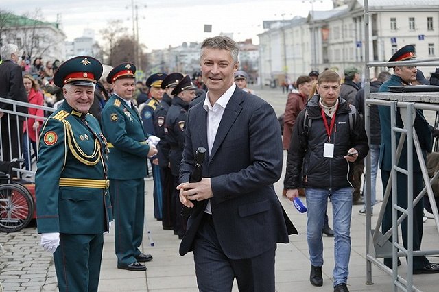 Ройзмана затроллили в соцсетях за поздравление с Днем независимости США