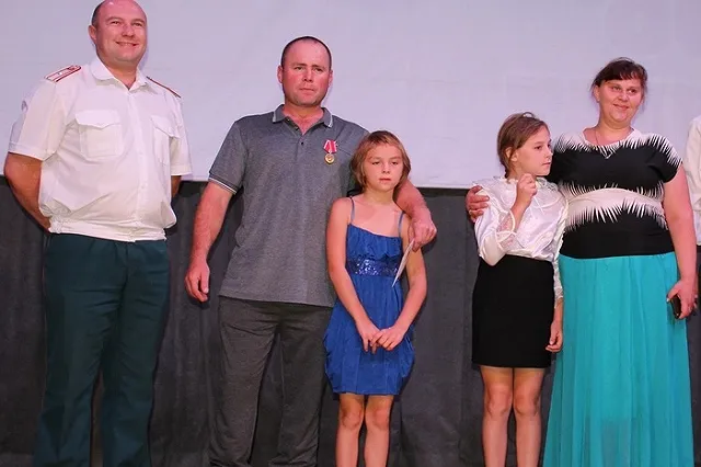 Жителю Талицы вручили медаль МЧС России «За отвагу на пожаре»