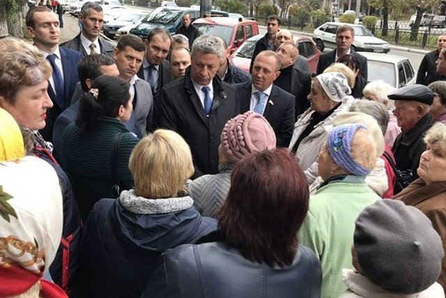 В Верховной Раде решили отправить Турчинова в Азовское море из-за его заявлений