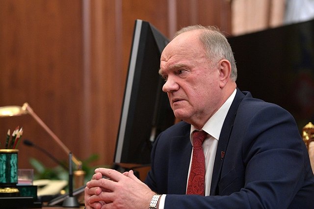 Зюганов назвал Навального «трезвым Ельциным»