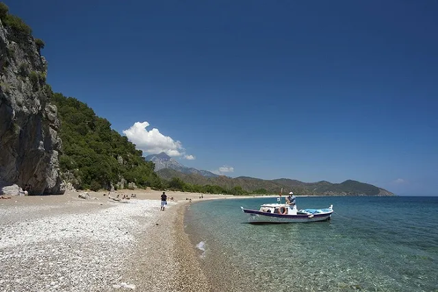 Турецкие власти предложили семье погибшего пилота Су-24 дом в Кемере