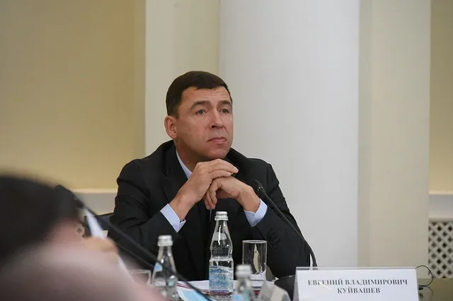 Куйвашев ввел ограничения в Свердловской области из-за коронавируса