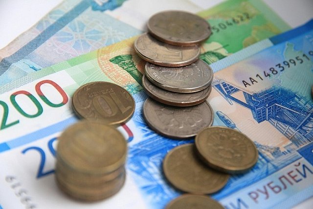 На Урале почти 100 тыс. человек получали пособия по безработице в 2020 году. Это рекорд