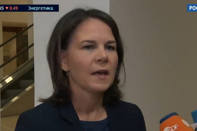 Глава МИД Германии допустила очередной ляп, обращаясь к Лаврову