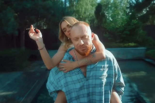 Известный певец из Екатеринбурга резко похудел из-за экстренной операции