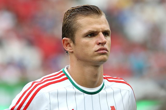 Лжедмитрием Тарасовым, назвавшим сборную России лохами, оказался автодилер