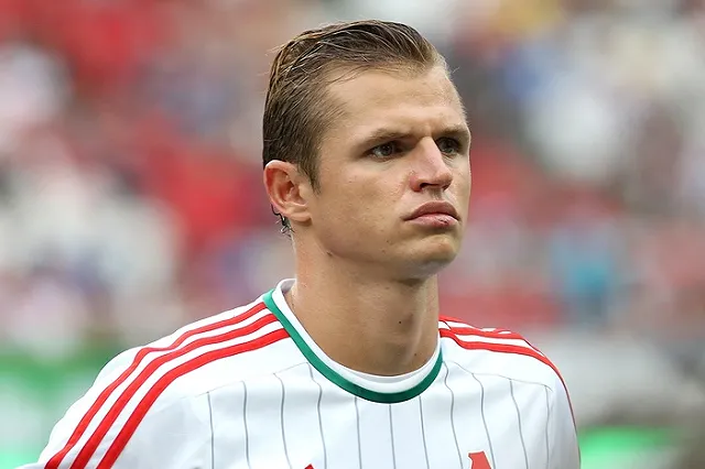 Лжедмитрием Тарасовым, назвавшим сборную России лохами, оказался автодилер