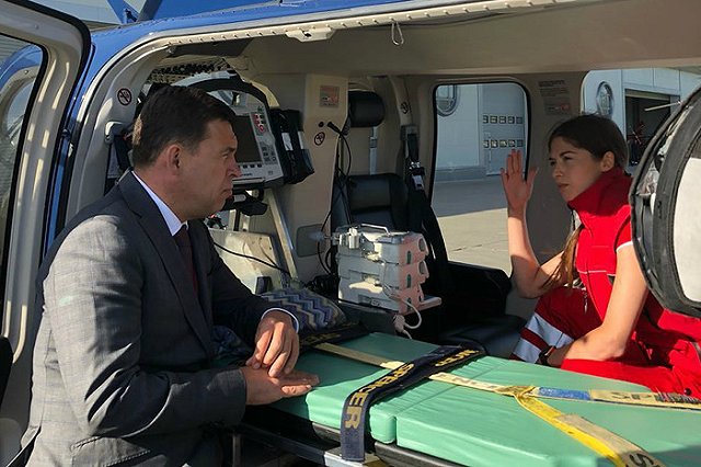 Куйвашев пообещал развивать медицинскую авиацию