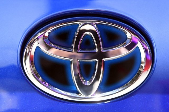 Свердловские чиновники потратили ₽176 млн на покупку автомобилей