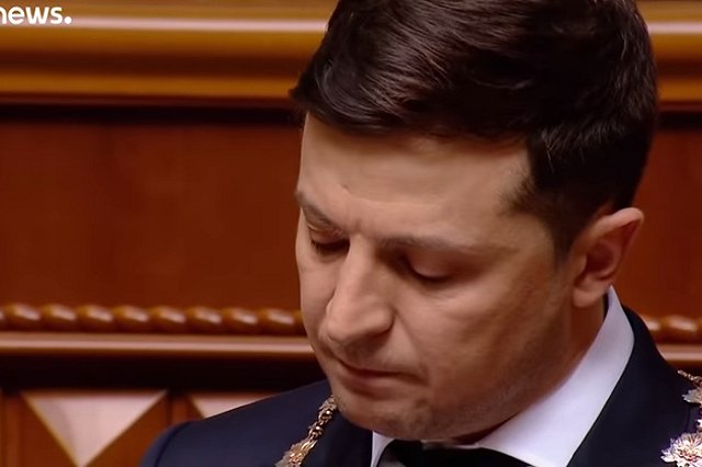 Зеленский заявил, что узнал «через прессу» о решении США по «Северному потоку 2»