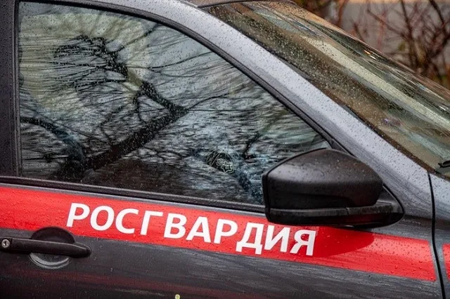 Находящийся в розыске рецидивист попался на магазинной краже на Урале