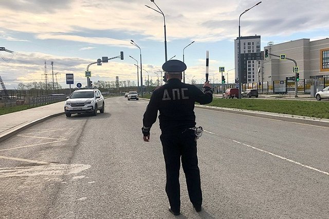 Под Екатеринбургом на целый год перекрыли участок трассы