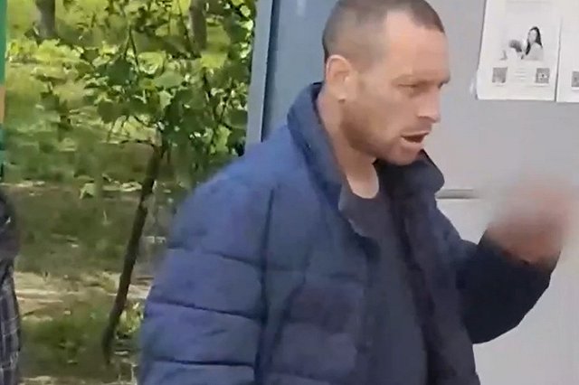 Екатеринбуржец избил водителя и кондуктора троллейбуса