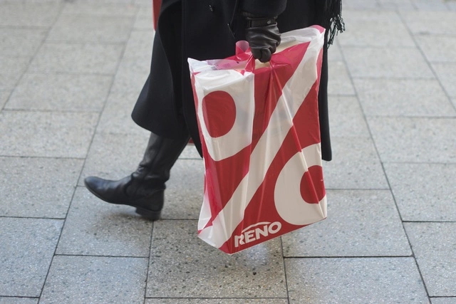 Ученые узнали, куда девается пластиковый мусор в океане