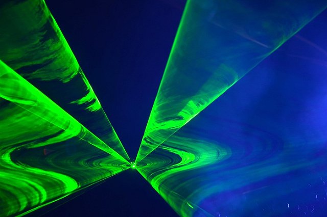 Самолет из Вьетнама ослепили лазером при посадке в Екатеринбурге