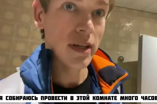 Норвежец Йоханнес Клебо снялся с лыжного марафона на 30 км перед последним кругом