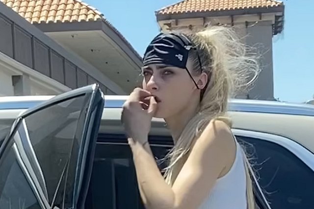 Британские СМИ обсуждают неряшливый вид известной супермодели