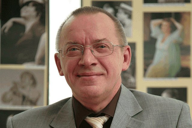 В Москве скончался уральский актер фильма «ДМБ» Сергей Арцибашев