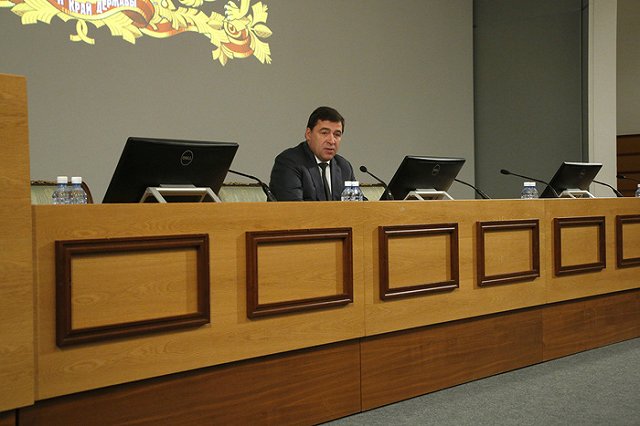 Премьер Денис Паслер подал в отставку