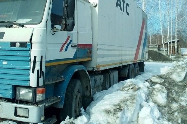 В Екатеринбурге приставы опечатали рефрижератор злостного должника по алиментам