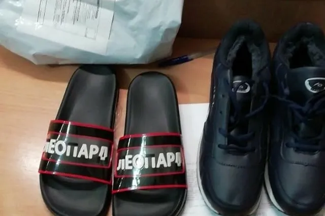 Вместо Ecco — «Леопард»: екатеринбуржец пожаловался на «Почту России» из-за путаницы с заказом