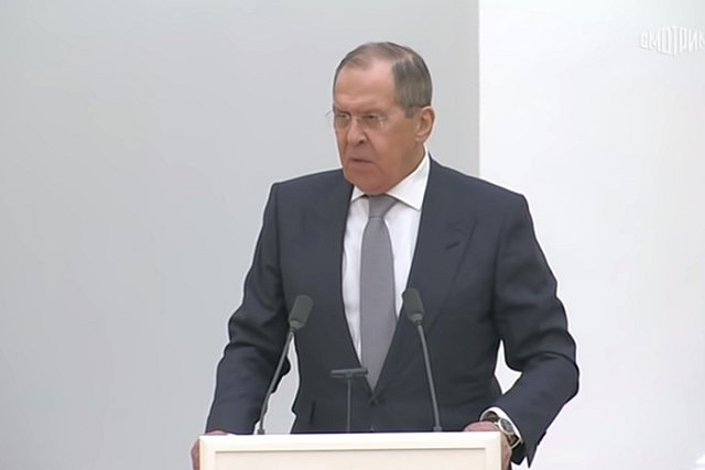 Лавров отказал Украине в праве на суверенитет