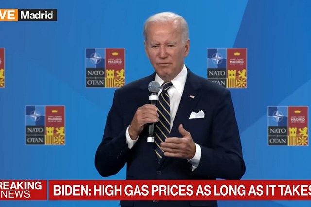 Bloomberg: Запад хочет ввести потолок цены для нефти из России в $40-60 за баррель