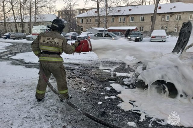Напавшего на сотрудника МЧС иностранца будут судить в Екатеринбурге