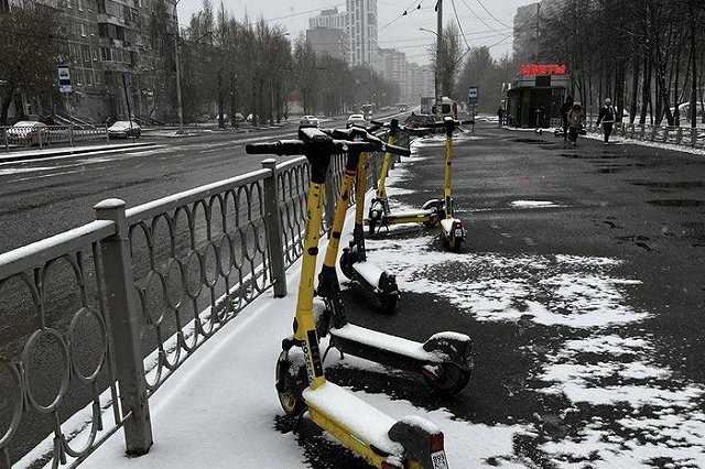 В Екатеринбурге могут полностью запретить электросамокаты