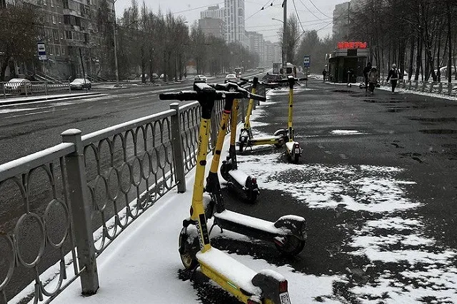 В Екатеринбурге могут полностью запретить электросамокаты