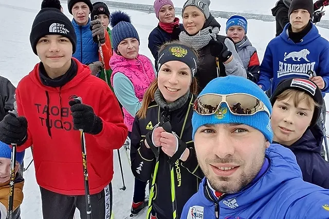 Майгуров: Россию не допускают к международным соревнованиям из-за отказа вернуть медали в биатлоне