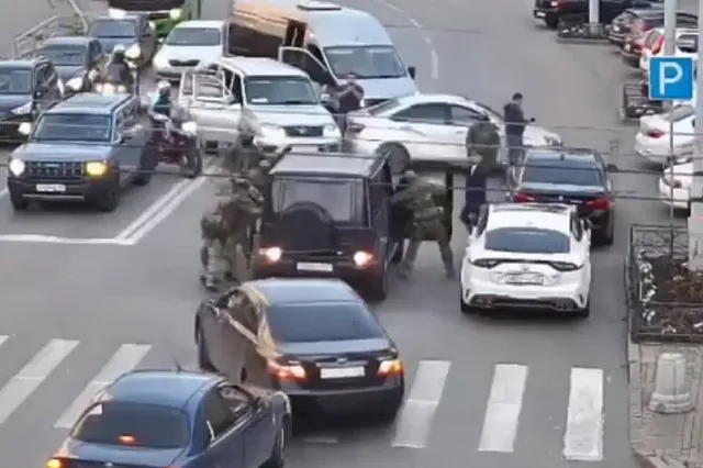 Сыну Шихлински запросили срок за насилие к сотруднику органов при задержании отца