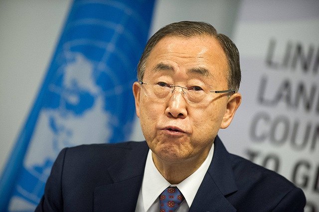 Пан Ги Мун поблагодарил Порошенко за стремление к миру