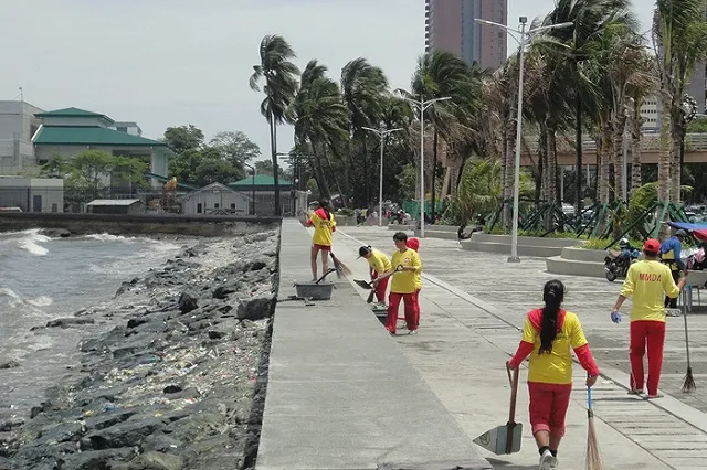 Увеличилось число россиян, которые хотят эмигрировать