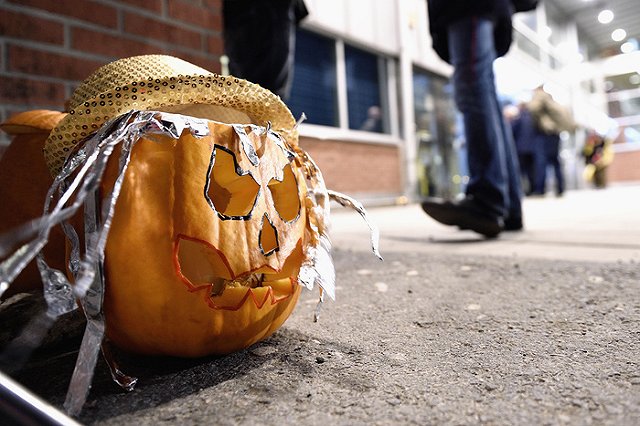 Дизайнеры Екатеринбурга откроют производство тыкв и метел к Хэллоуину