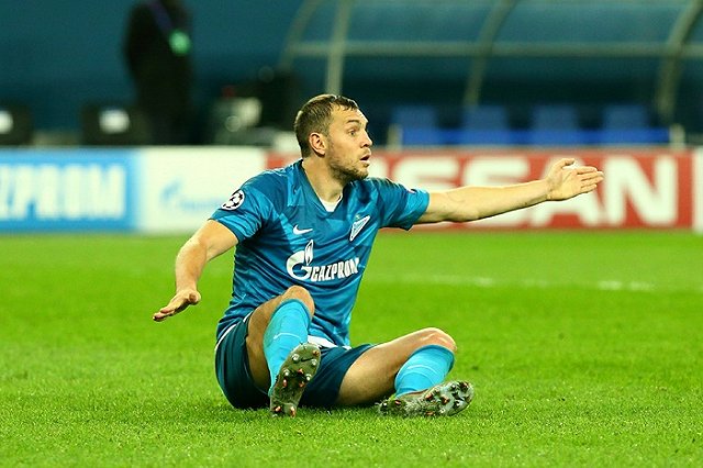 Дубль Дзюбы помог России разгромить Шотландию в отборе на Евро-2020