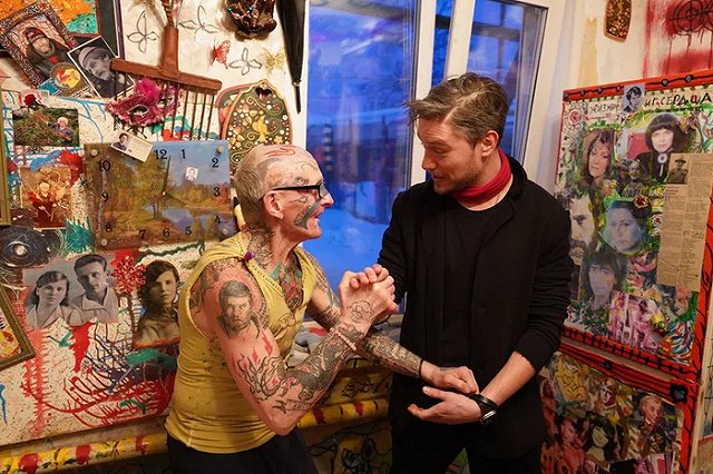 «Сокровища рассыпаны под ногами». На Первом канале выходит «Жизнь своих» в Екатеринбурге